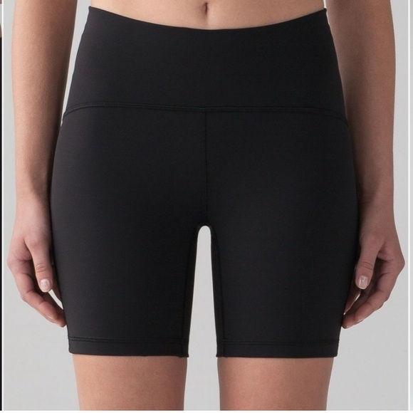 Lululemon train times 6 inch high waist shorts in black size 10 yoga - Picture 6 of 6